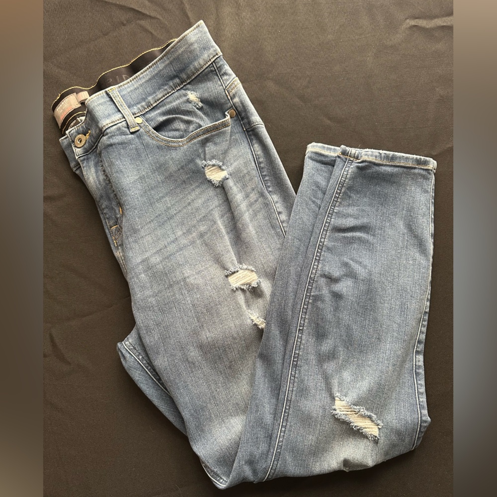 Torrid bombshell skinny jeans!